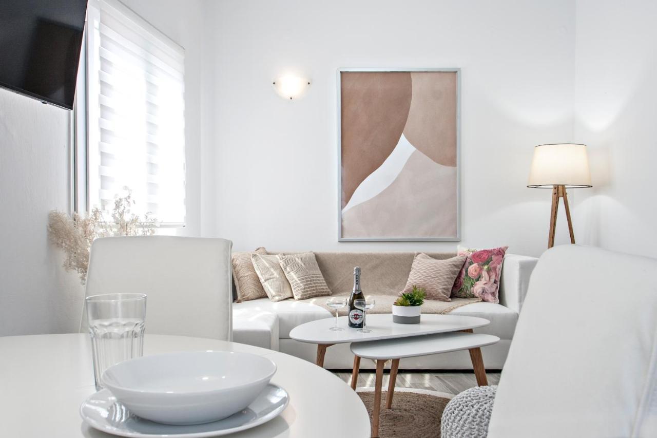 Capolavoro, Boutique Apartment With Unique Rooftop Città di Skiathos Esterno foto