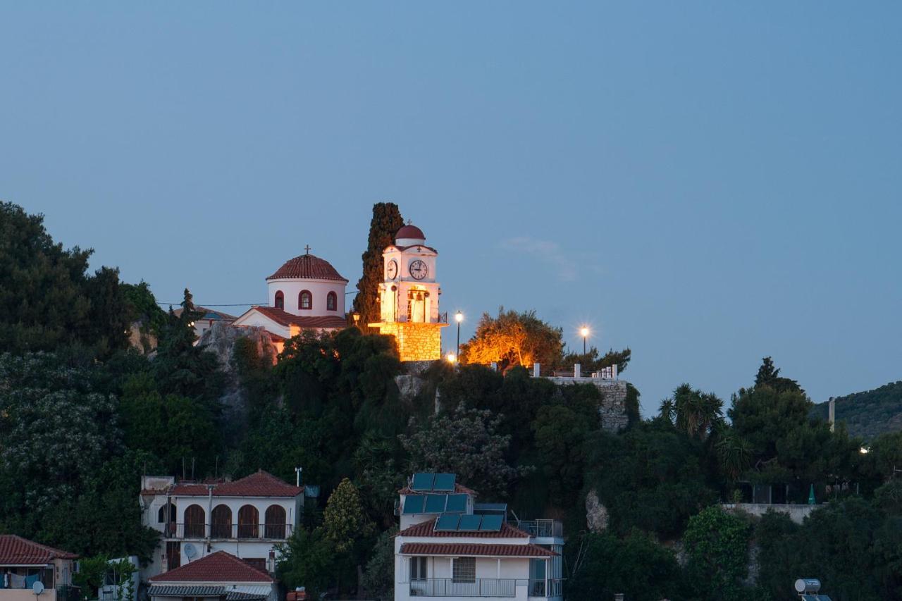 Capolavoro, Boutique Apartment With Unique Rooftop Città di Skiathos Esterno foto