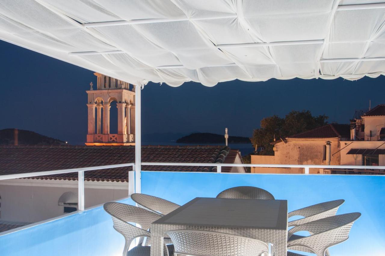 Capolavoro, Boutique Apartment With Unique Rooftop Città di Skiathos Esterno foto